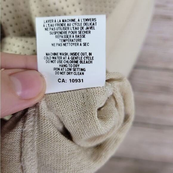 NWT Melanie Lyne Athleisure Perforated Front Detail Cream Tank Top‎ Small - Picture 7 of 7